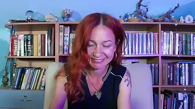 Snapshot of Foxilady357 chatting on 07/06/26, 03:03 Foxilady357 online show from 07/06/26, 03:03
