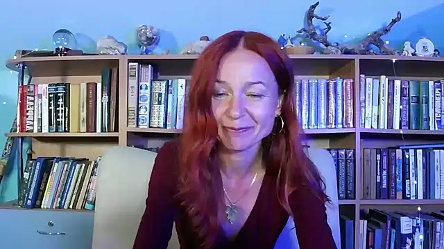 Snapshot of Foxilady357 chatting on 07/12/26, 03:03 Foxilady357 online show from 07/12/26, 03:03