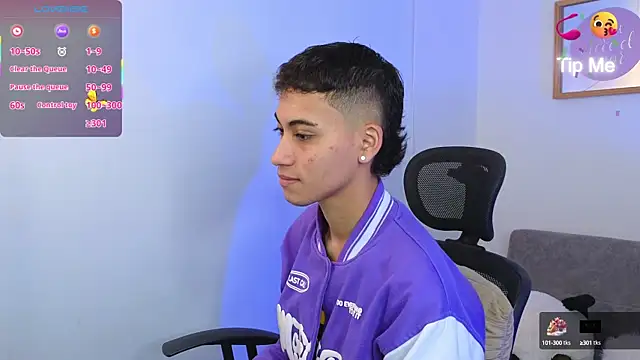 yulian vasquez online show from 09/27/25, 12:21