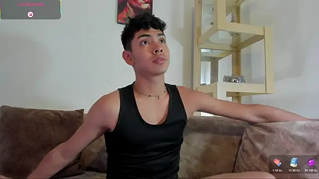 LoganTwink18 online show from 01/08/26, 11:07