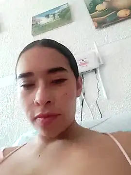 Valenn fernandez online show from 04/21/26, 03:39