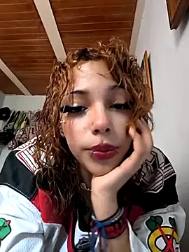 U-Upaaita online show from 04/22/26, 08:10