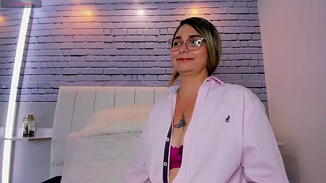 MelanyVegas online show from 09/19/25, 08:27