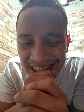 Snapshot of GaaraDiaz chatting on 09/26/25, 04:16 GaaraDiaz online show from 09/26/25, 04:16