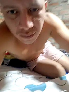 Snapshot of GaaraDiaz chatting on 10/19/25, 09:59 GaaraDiaz online show from 10/19/25, 09:59