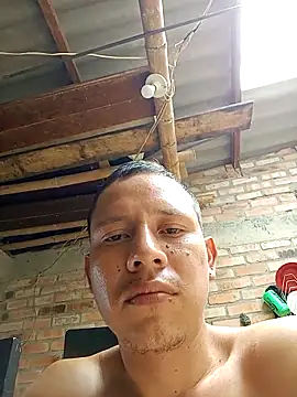 Snapshot of GaaraDiaz chatting on 10/28/25, 04:42 GaaraDiaz online show from 10/28/25, 04:42