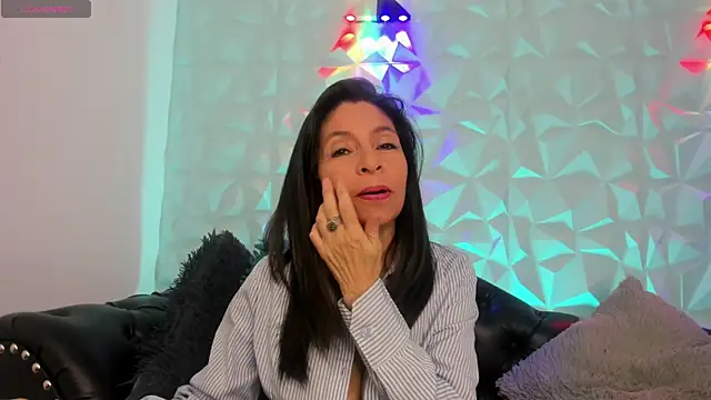 SabinaDeluxe cg online show from 11/29/25, 12:52