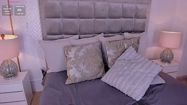 Snapshot of lucianacohelo chatting on 11/04/25, 08:52 lucianacohelo online show from 11/04/25, 08:52