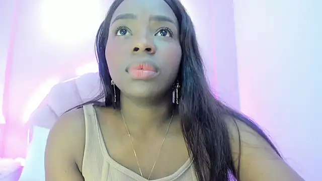 Snapshot of Melanyy_Ebonny chatting on 09/29/25, 03:33 Melanyy Ebonny online show from 09/29/25, 03:33