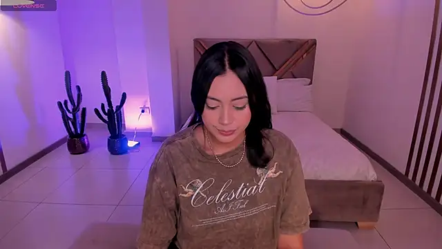 AmbarJames  online show from 01/10/26, 12:07