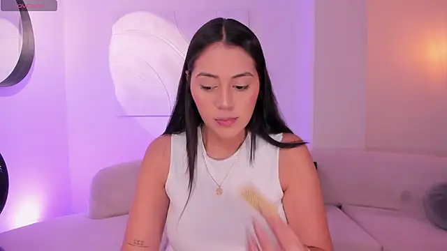 AmbarJames  online show from 03/12/26, 12:11