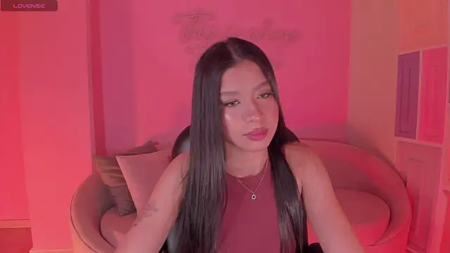 SophieHouston  online show from 05/12/26, 03:14