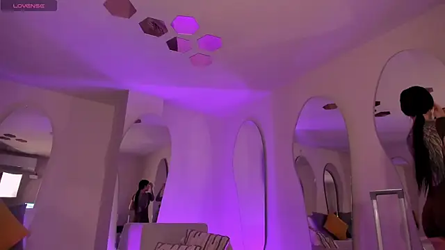 Snapshot of MilaLawrence chatting on 12/02/25, 11:48 MilaLawrence online show from 12/02/25, 11:48