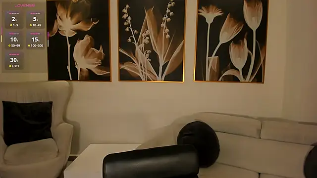 MilaLawrence online show from 04/15/26, 07:58