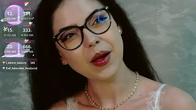 KaylaLewys online show from 04/08/26, 05:46