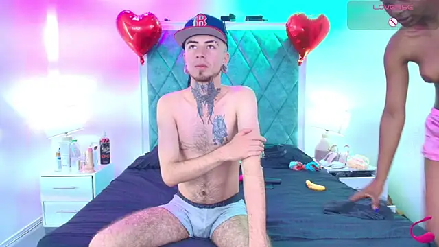 Snapshot of Asha_zuri_and_adam chatting on 09/24/25, 12:41 Asha zuri and adam online show from 09/24/25, 12:41