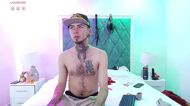 Snapshot of Asha_zuri_and_adam chatting on 02/24/26, 12:36 Asha zuri and adam online show from 02/24/26, 12:36