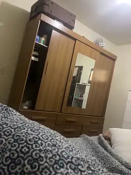 PIROCAGG21 online show from 04/04/26, 01:59