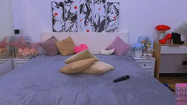 Eva SmidtX online show from 11/15/25, 01:25