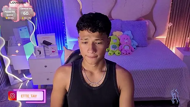 Ette tay online show from 02/11/26, 02:27