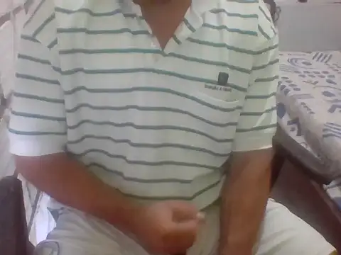 Snapshot of santiii___12 chatting on 12/05/25, 05:09 santiii 12 online show from 12/05/25, 05:09