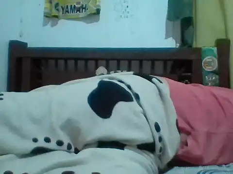 Snapshot of santiii___12 chatting on 01/12/26, 07:57 santiii 12 online show from 01/12/26, 07:57