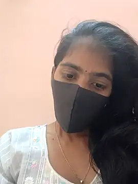 Snapshot of nandini_telugu1 chatting on 10/14/25, 06:25 nandini telugu1 online show from 10/14/25, 06:25