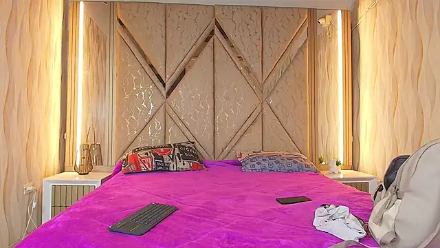 Hotcouple 222 online show from 04/20/26, 01:25