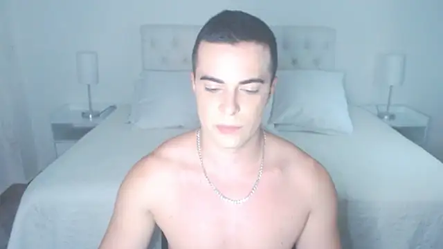 mr hunterx online show from 10/27/25, 03:54