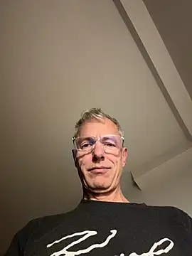 SexyLeon8 online show from 11/12/25, 11:36