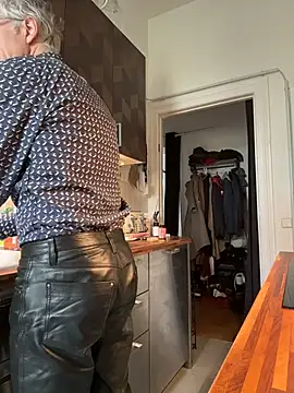 SexyLeon8 online show from 04/20/26, 08:06