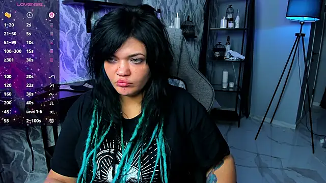 MaryHarrys online show from 11/16/25, 02:39