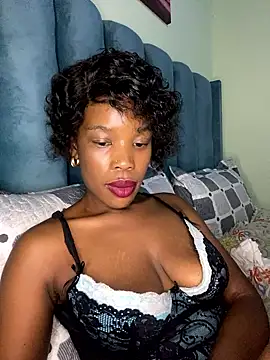 Snapshot of Caramel_Mellow chatting on 01/10/26, 10:25 Caramel Mellow online show from 01/10/26, 10:25