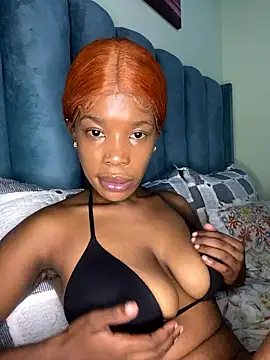 Snapshot of Caramel_Mellow chatting on 01/12/26, 10:26 Caramel Mellow online show from 01/12/26, 10:26