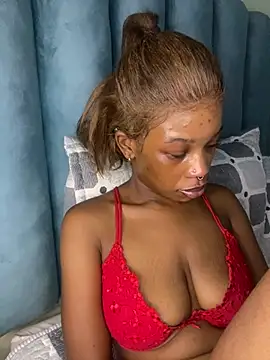 Snapshot of Caramel_Mellow chatting on 01/15/26, 10:46 Caramel Mellow online show from 01/15/26, 10:46