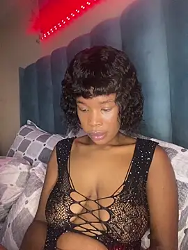 Snapshot of Caramel_Mellow chatting on 02/18/26, 09:22 Caramel Mellow online show from 02/18/26, 09:22