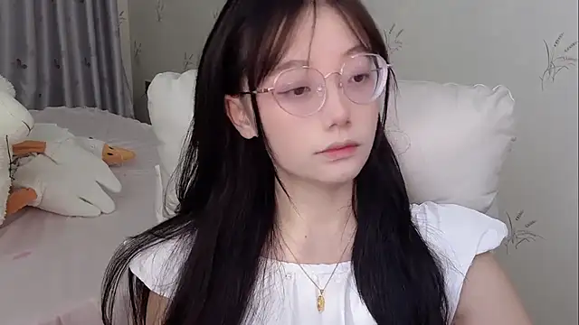 Snapshot of puppy-999 chatting on 06/15/26, 01:46 puppy-999 online show from 06/15/26, 01:46