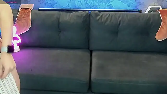 LiviaShy online show from 01/06/26, 08:01