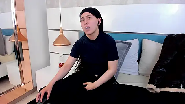 Ashkoreh online show from 04/20/26, 06:42