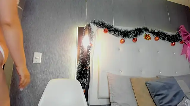 ximenanoah online show from 12/17/25, 01:50