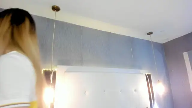 Snapshot of ximenanoah chatting on 07/07/26, 12:31 ximenanoah online show from 07/07/26, 12:31