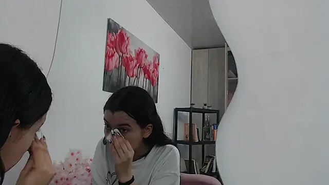 pinky f00x online show from 03/25/26, 07:31