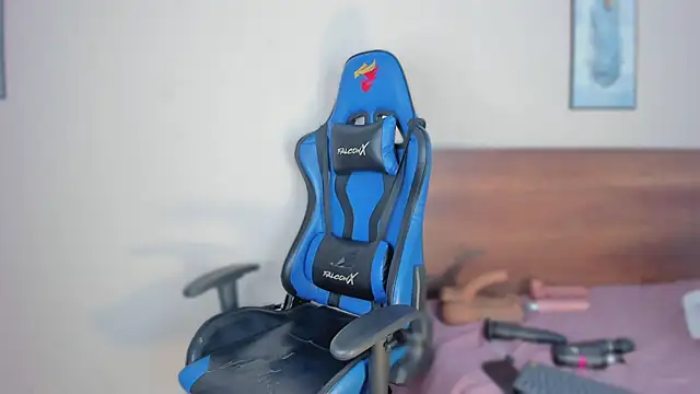 Niicol Jenner online show from 02/15/26, 04:31