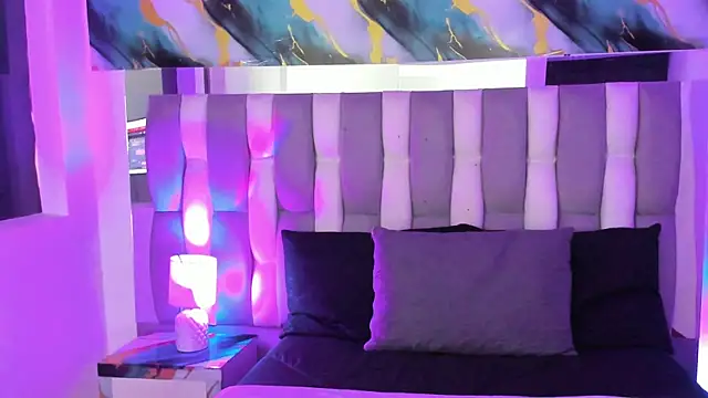 Adaara Rey online show from 12/04/25, 07:44