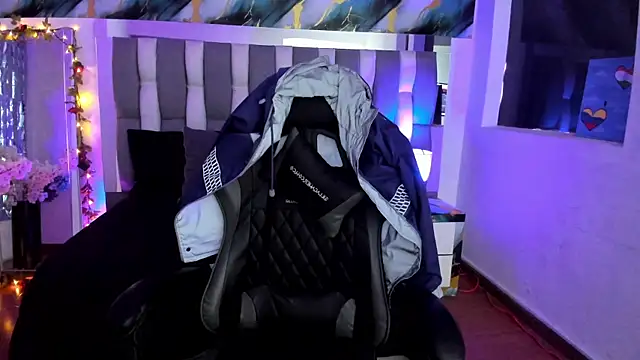 Adaara Rey online show from 12/15/25, 08:02