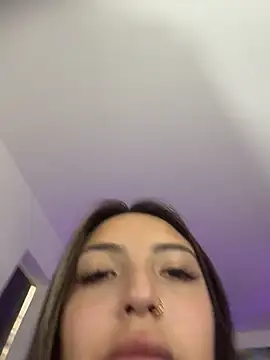 Adaara Rey online show from 03/04/26, 07:53