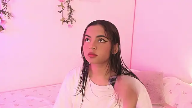 valy shyness online show from 10/10/25, 08:08