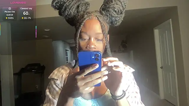 maskedgirl5005 online show from 09/17/25, 06:09