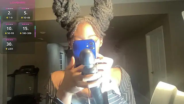 maskedgirl5005 online show from 09/25/25, 08:12