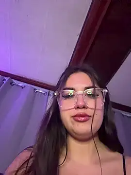 Snapshot of JosefaSweet chatting on 05/14/26, 12:17 JosefaSweet online show from 05/14/26, 12:17